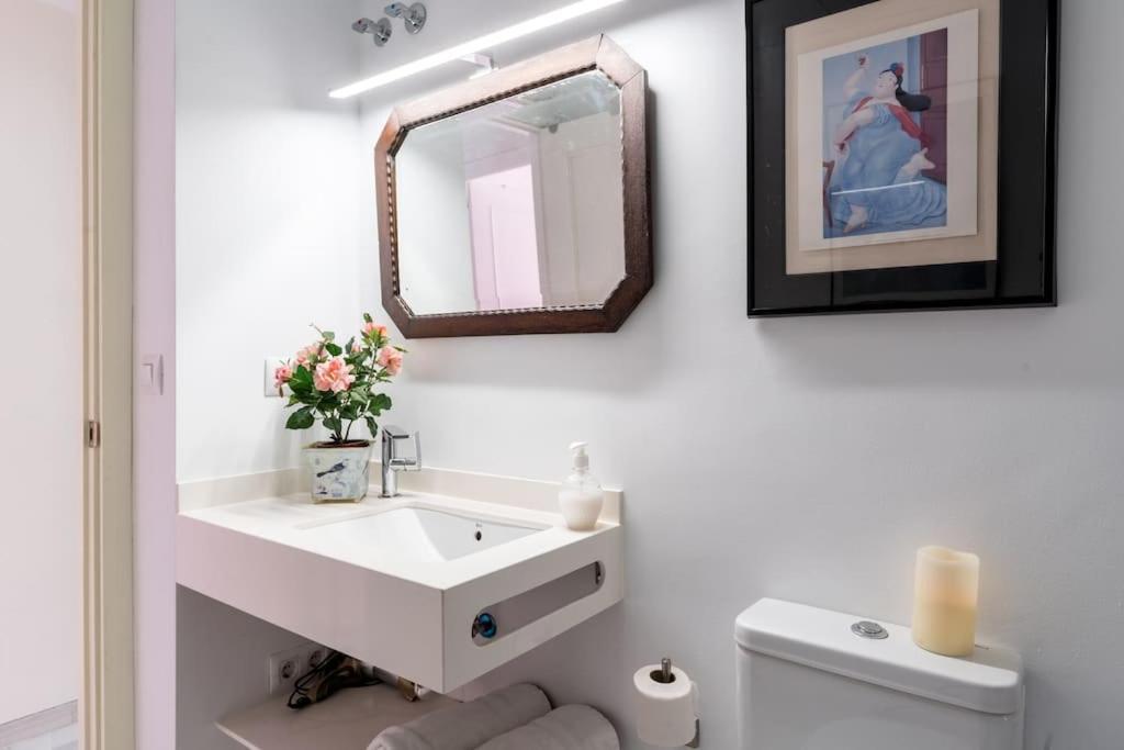 Apartamentos Rg, San Vicente 22 Seville Ngoại thất bức ảnh