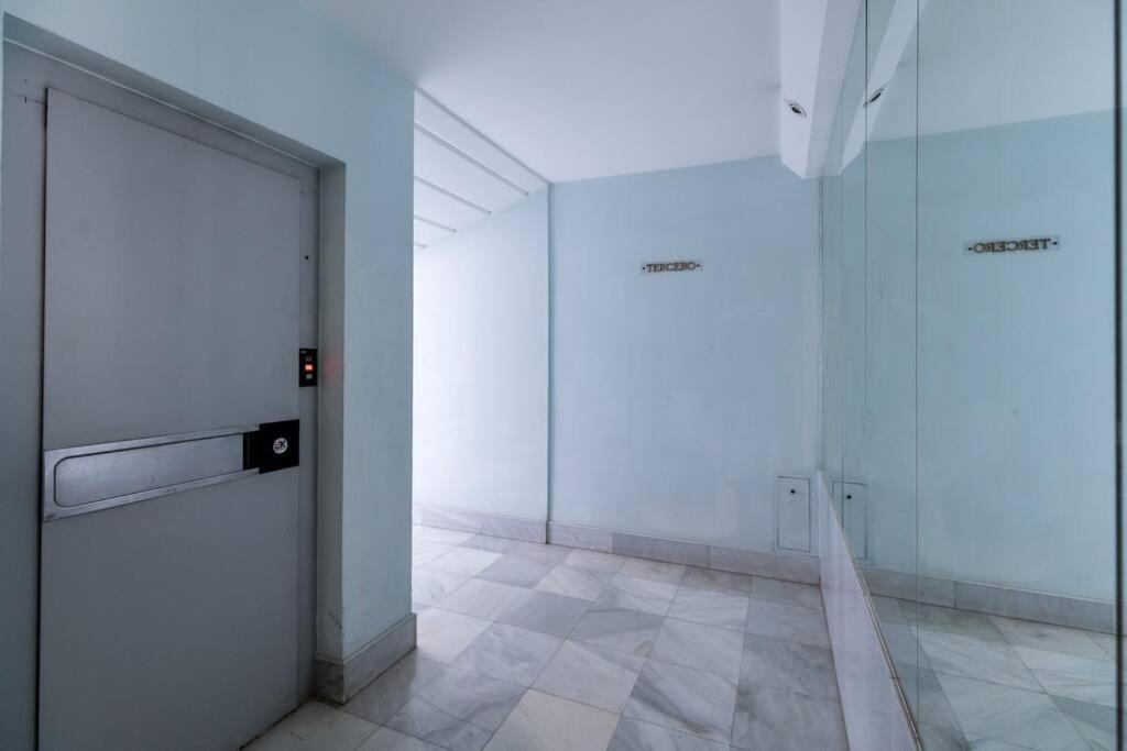 Apartamentos Rg, San Vicente 22 Seville Ngoại thất bức ảnh