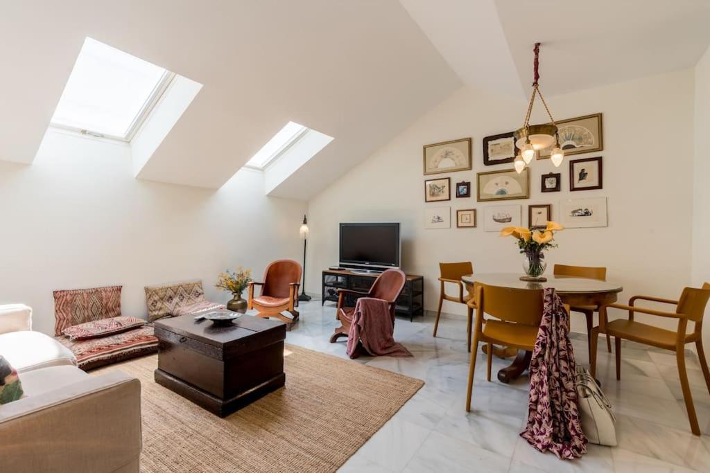 Apartamentos Rg, San Vicente 22 Seville Ngoại thất bức ảnh